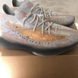 10.5 Yeezy 380 Peppers